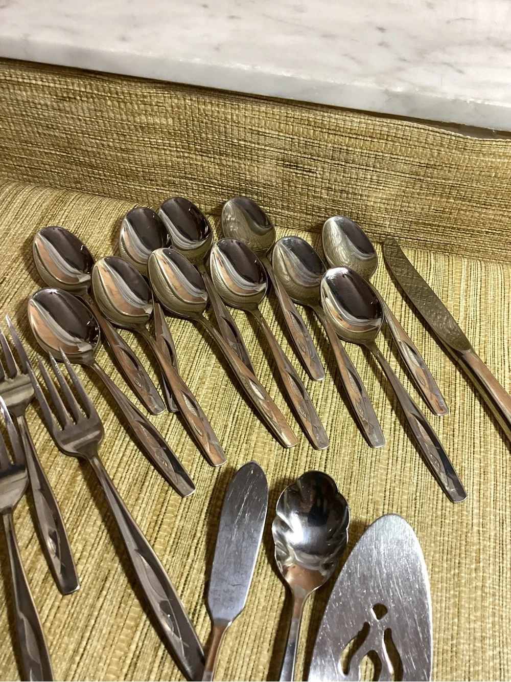 Vintage MCM Rogers Co. IS Flatware Whispering Leaf 20 pieces